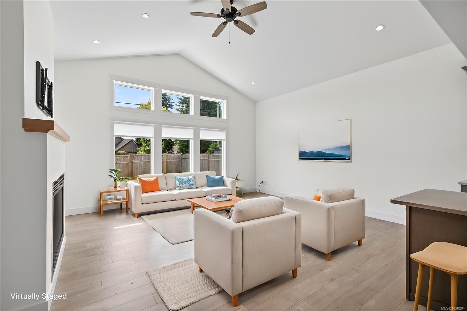 B-992 Erickson Rd, Campbell River, BC - Indoor