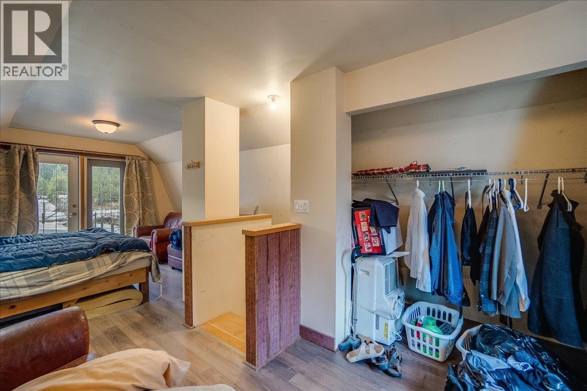 Third house bedroom - 3918 Passmore Upper Road, Passmore, BC - Indoor