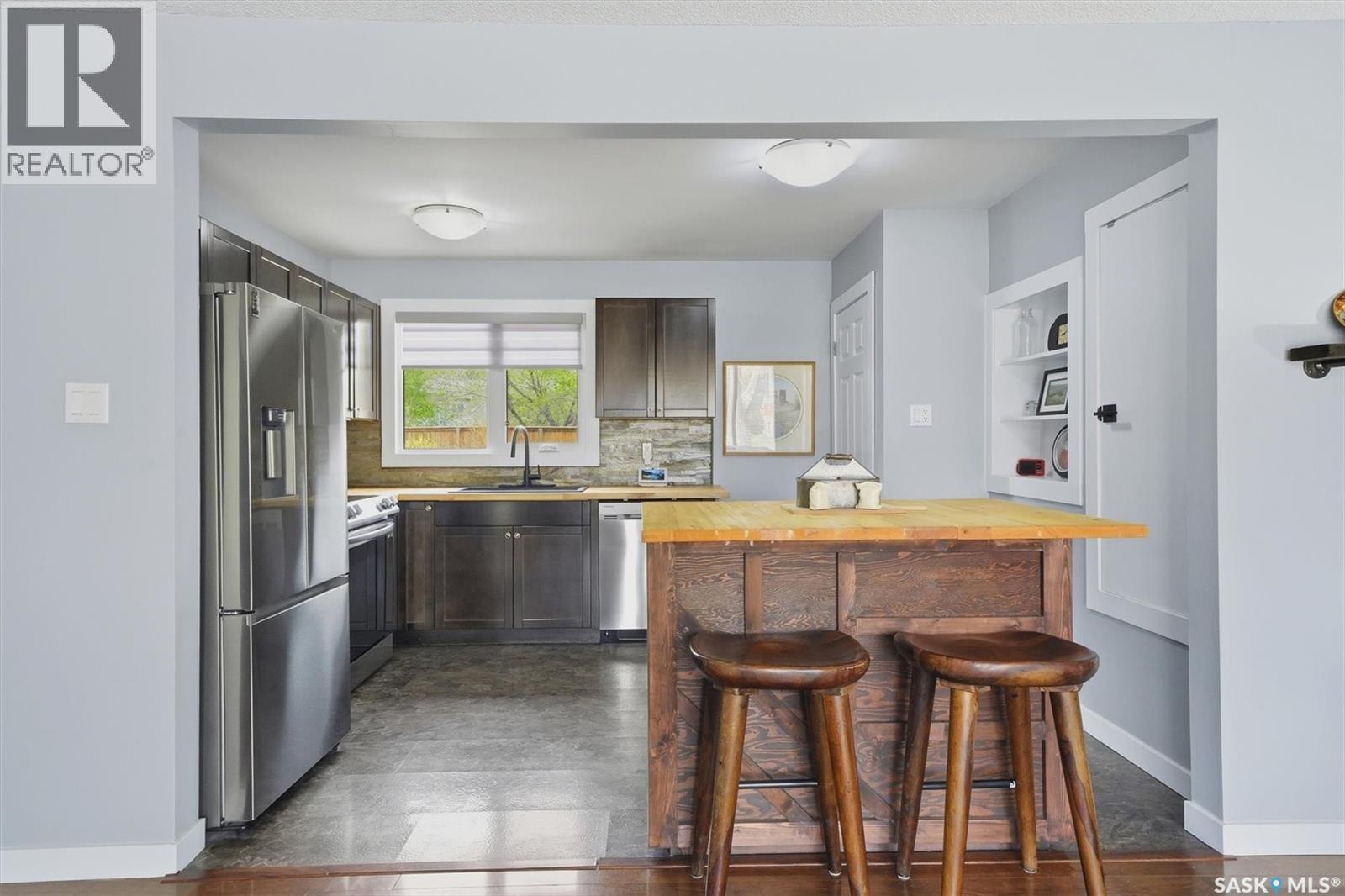 31 Bence Crescent, Saskatoon, SK - Indoor Photo Showing Kitchen
