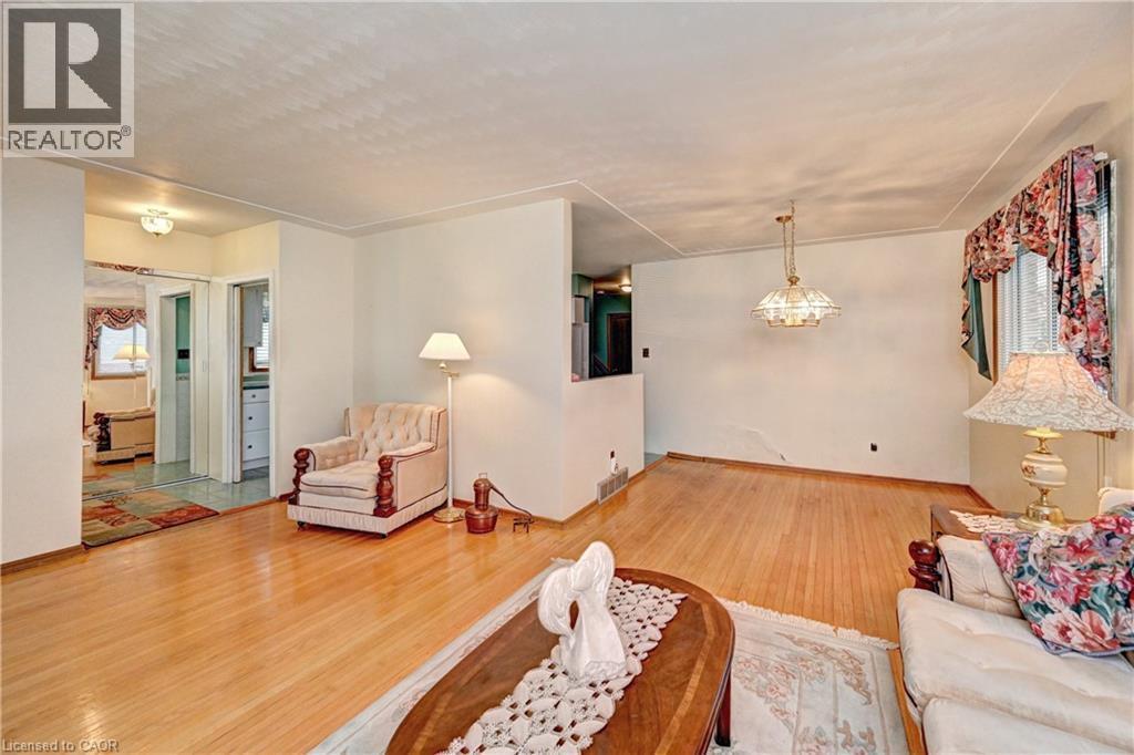 132 Forest Hill Drive, Kitchener, ON - Indoor