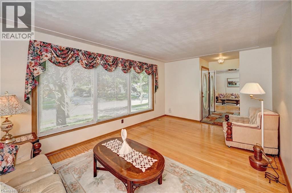 132 Forest Hill Drive, Kitchener, ON - Indoor Photo Showing Other Room