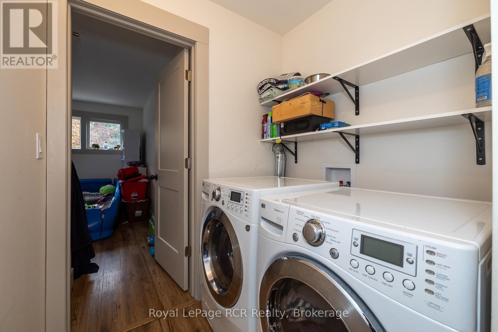 83 Main Street W, Grey Highlands, ON - Indoor Photo Showing Laundry Room