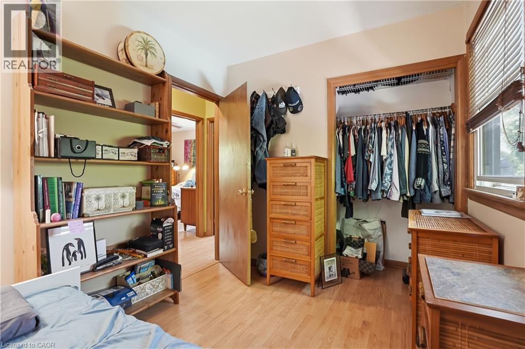 39 Paradise Road N, Hamilton, ON - Indoor