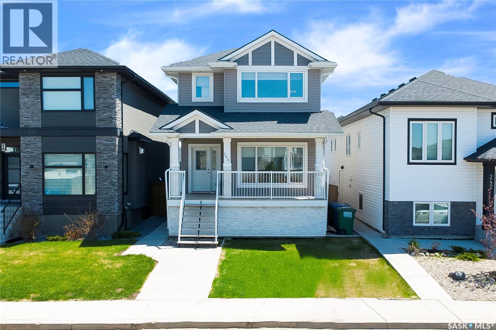 246 Fast Lane, Saskatoon, SK - Outdoor With Facade