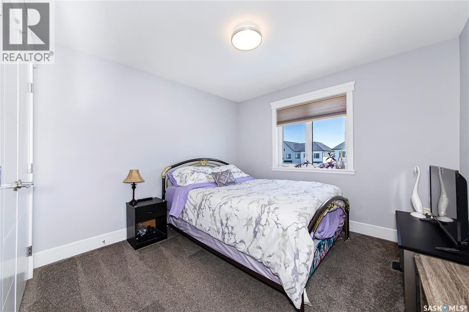 246 Fast Lane, Saskatoon, SK - Indoor Photo Showing Bedroom