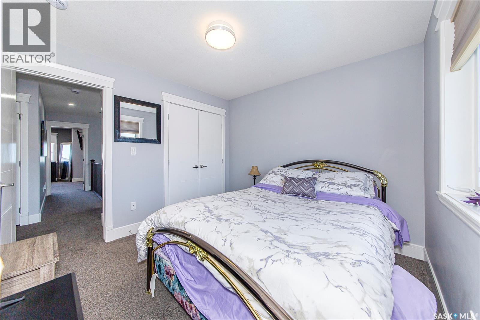246 Fast Lane, Saskatoon, SK - Indoor Photo Showing Bedroom