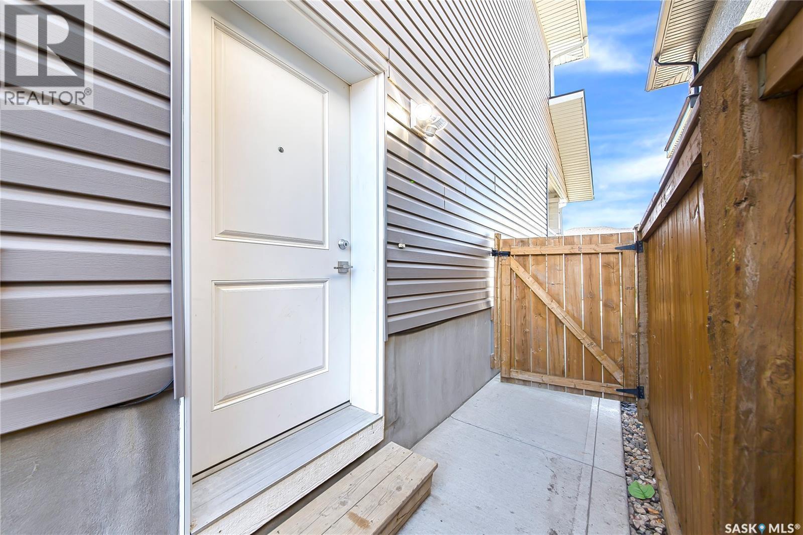 246 Fast Lane, Saskatoon, SK - Outdoor With Exterior