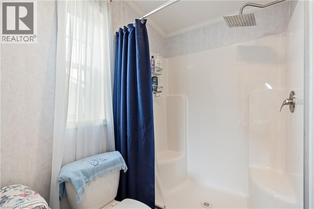 22 Copper Beech Drive, Nanticoke, ON - Indoor Photo Showing Bathroom