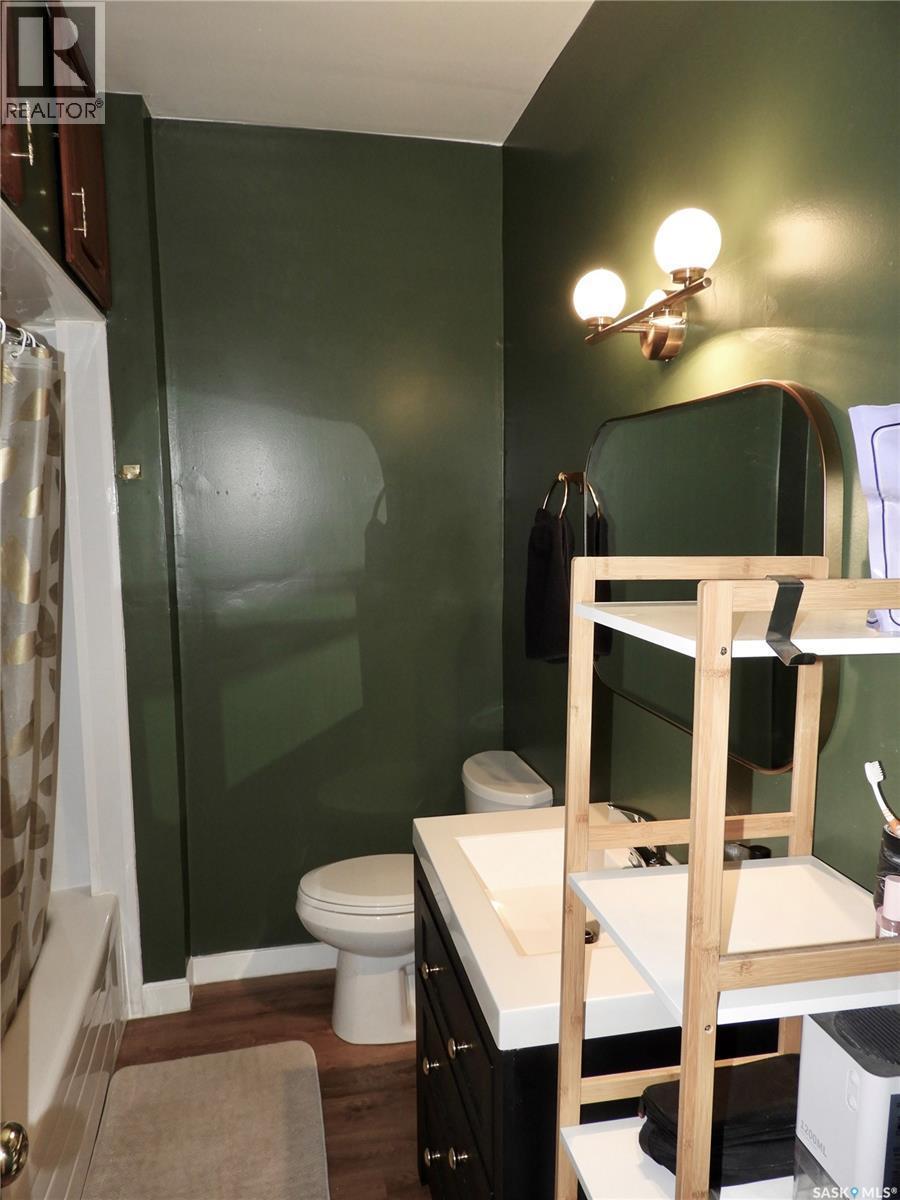 109 Windsor Avenue, Hague, SK - Indoor Photo Showing Bathroom