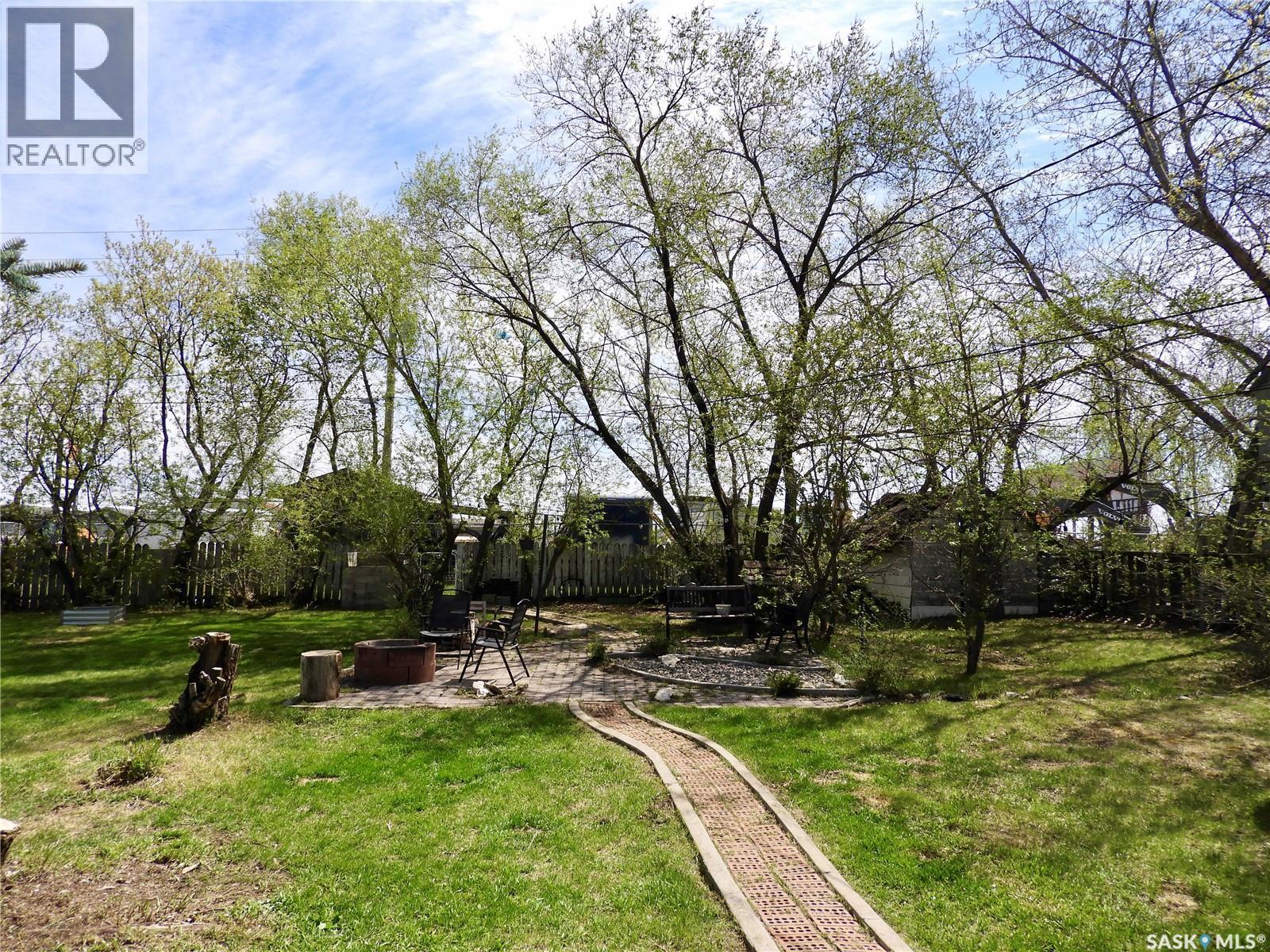 109 Windsor Avenue, Hague, SK - Outdoor