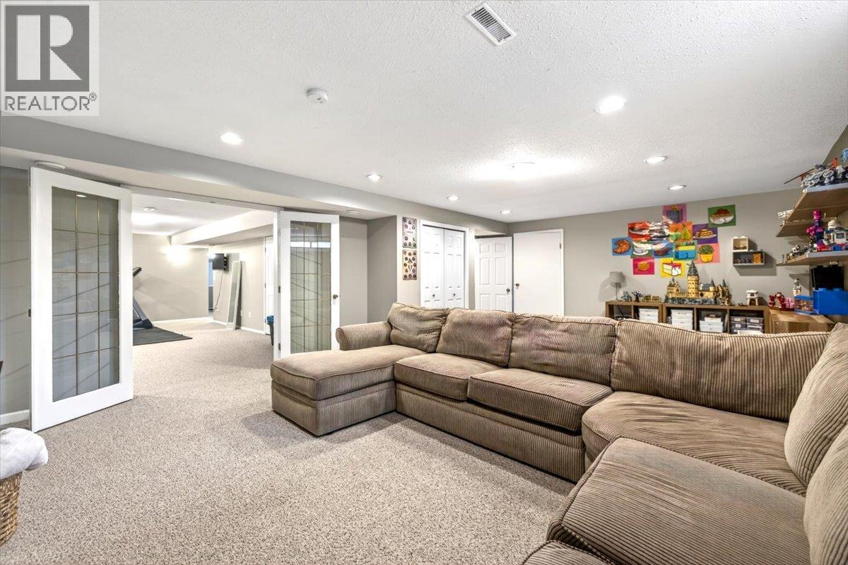 39 Elkview Drive, Fernie, BC - Indoor
