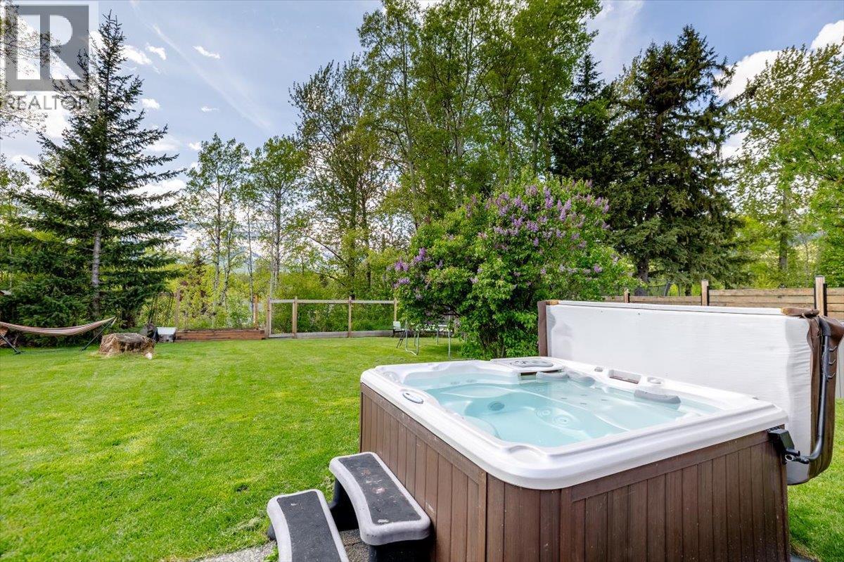 39 Elkview Drive, Fernie, BC - Outdoor With Backyard