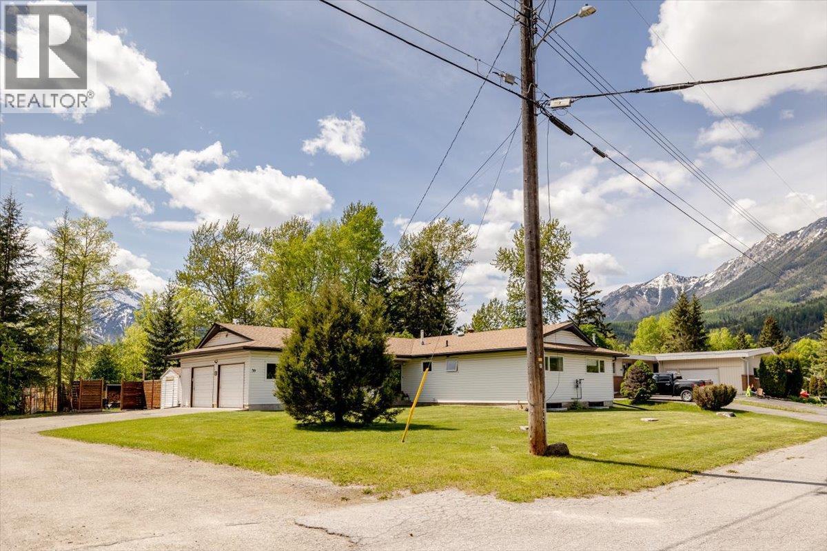 39 Elkview Drive, Fernie, BC - Outdoor