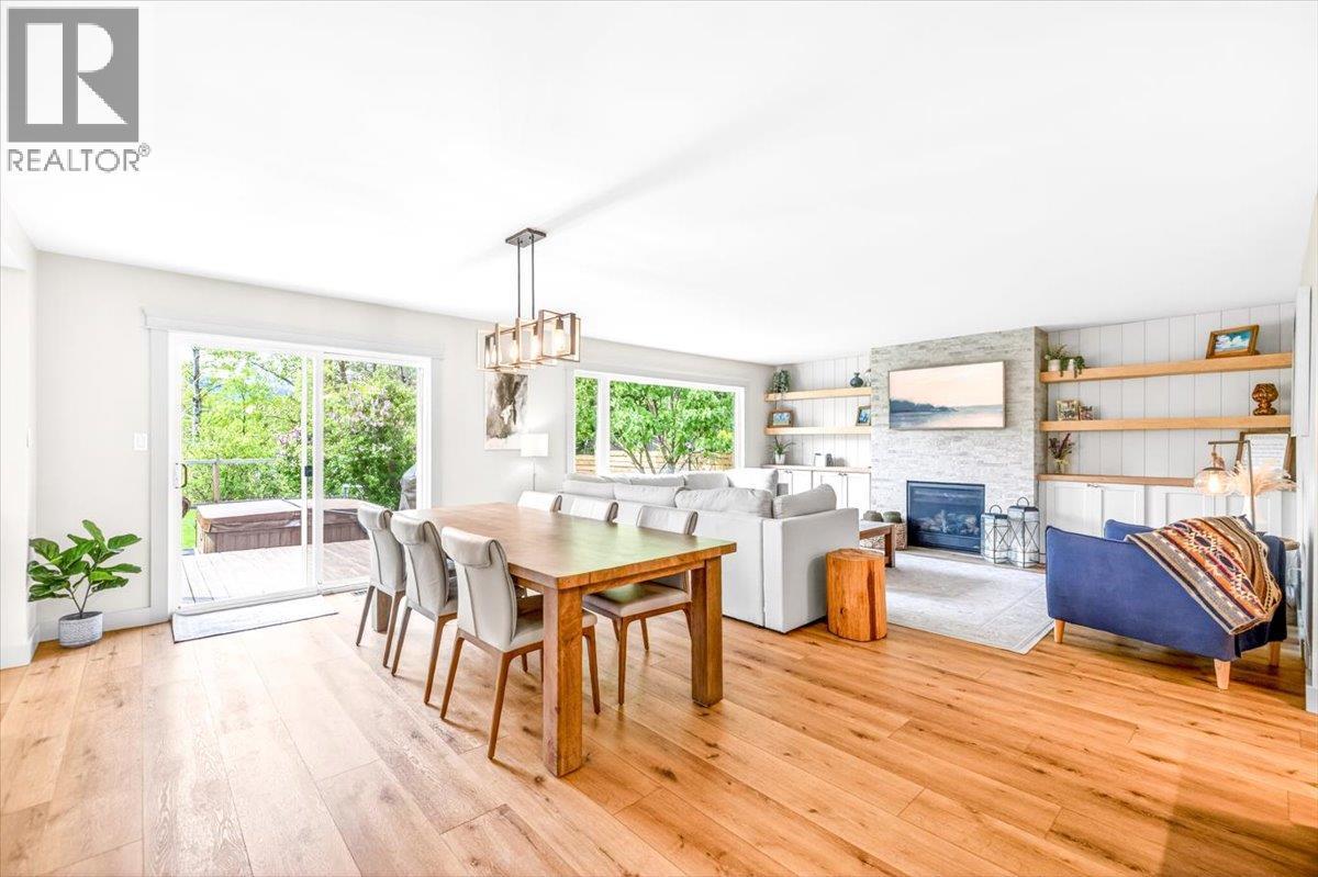 39 Elkview Drive, Fernie, BC - Indoor Photo Showing Dining Room With Fireplace