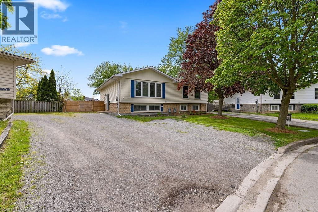 24 Tara Crescent, Thorold, ON - Outdoor