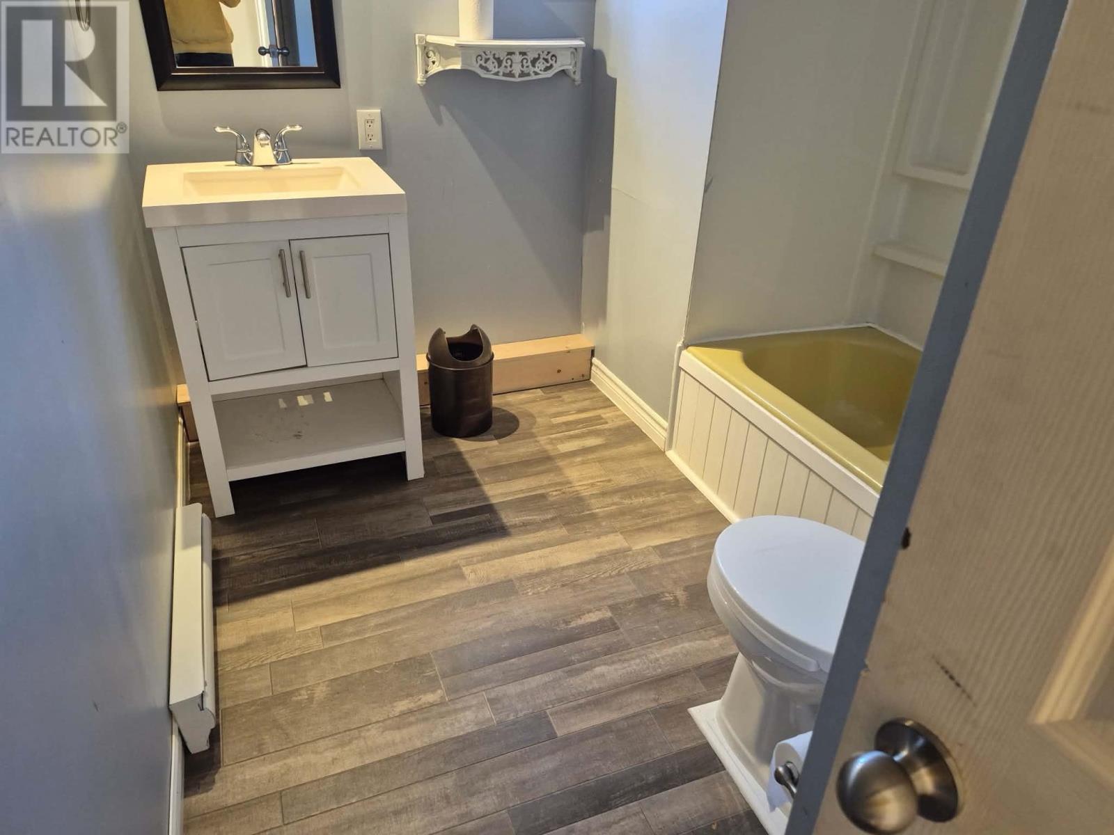 5 Willa Dr, Heyden, ON - Indoor Photo Showing Bathroom