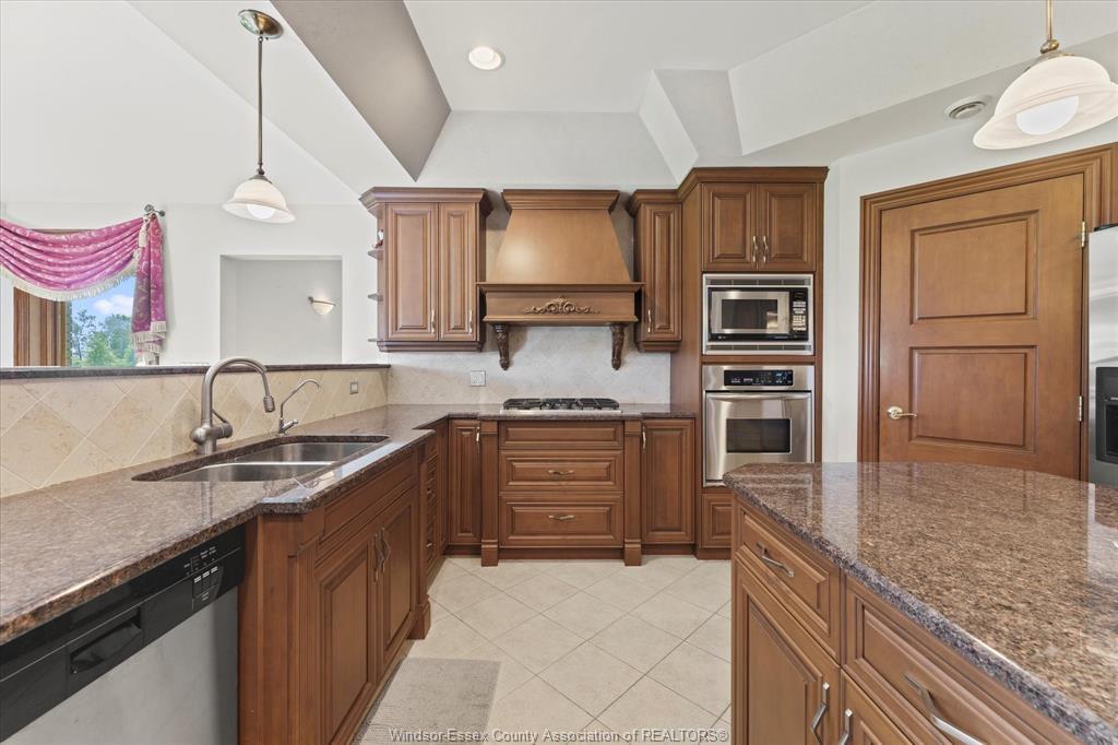 210 Mersea 3, Leamington, ON