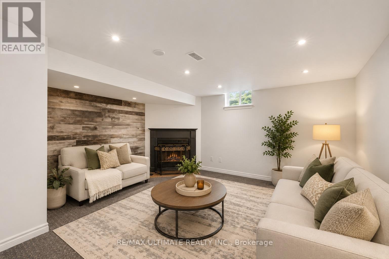 29 Kipling Crescent, Ajax, ON - Indoor Photo Showing Living Room With Fireplace