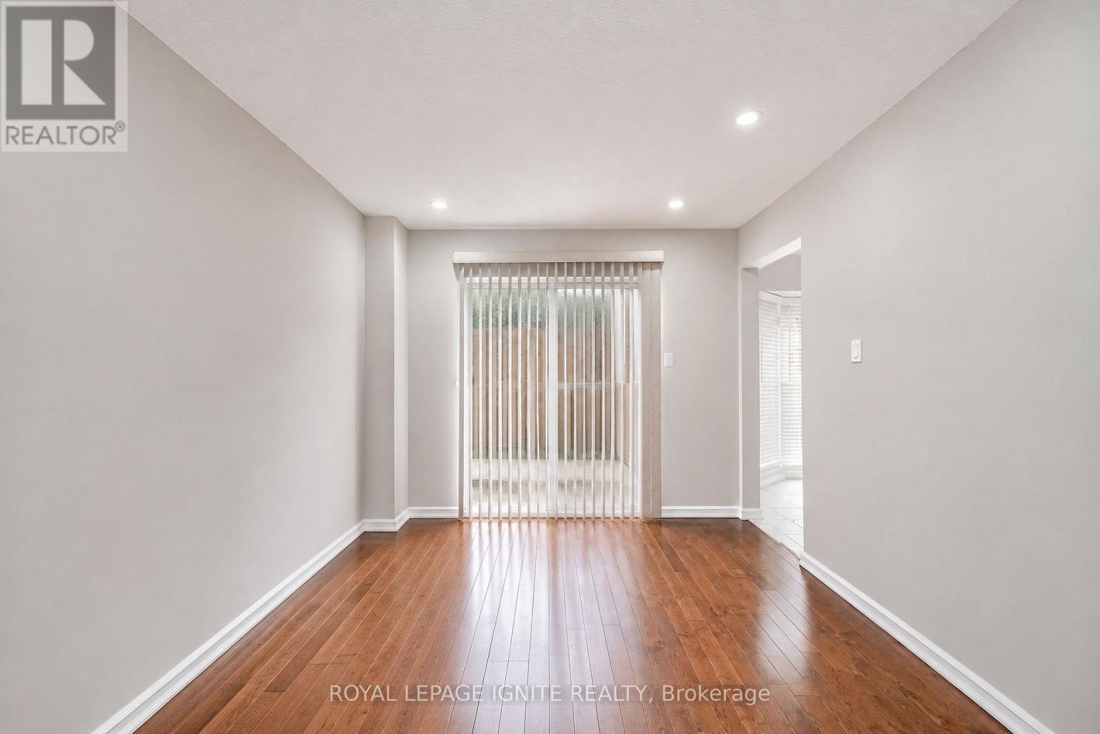 furniture virtually removed - 21 Halfmoon Square, Toronto, ON - Indoor Photo Showing Other Room