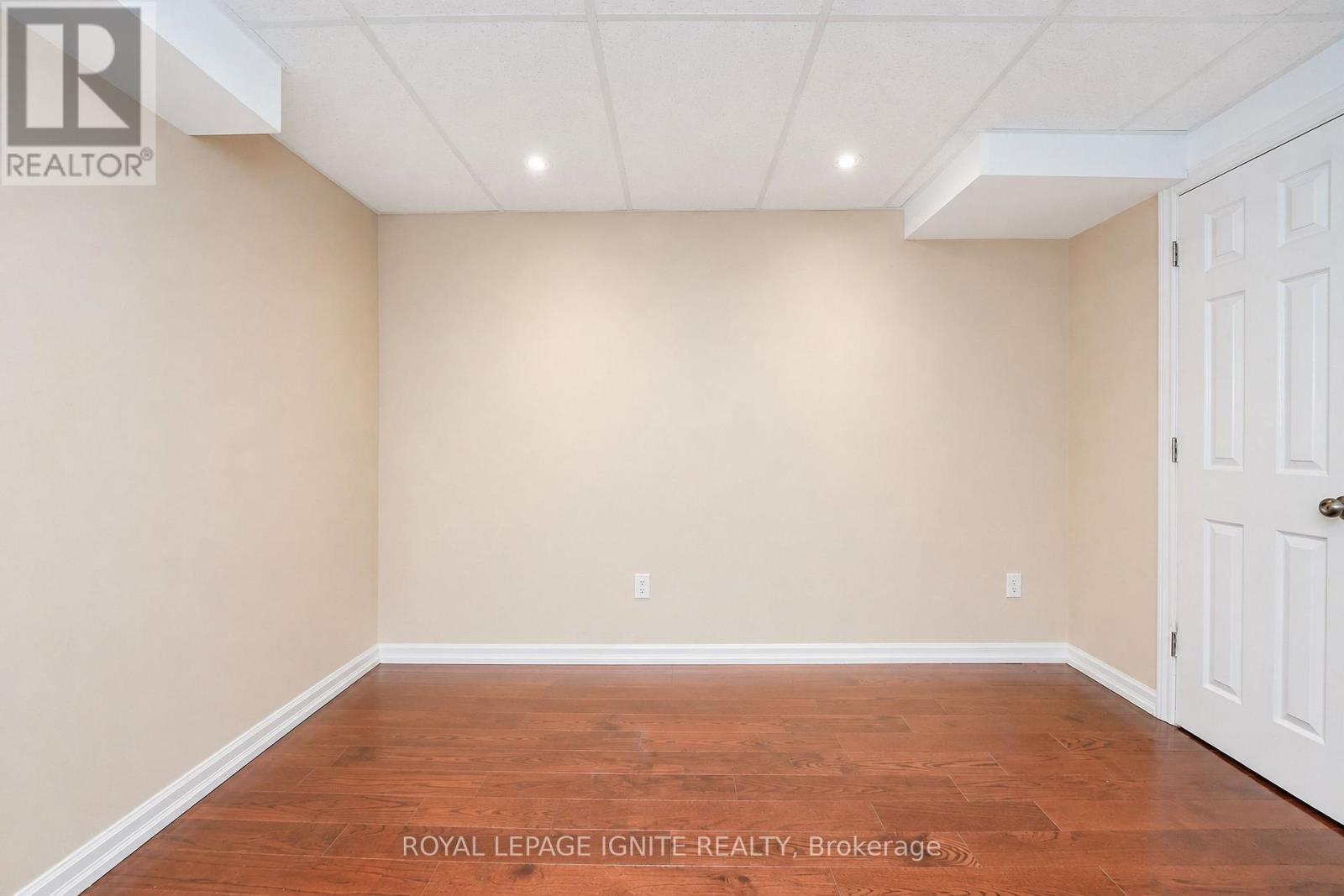 furniture virtually removed - 21 Halfmoon Square, Toronto, ON - Indoor Photo Showing Other Room