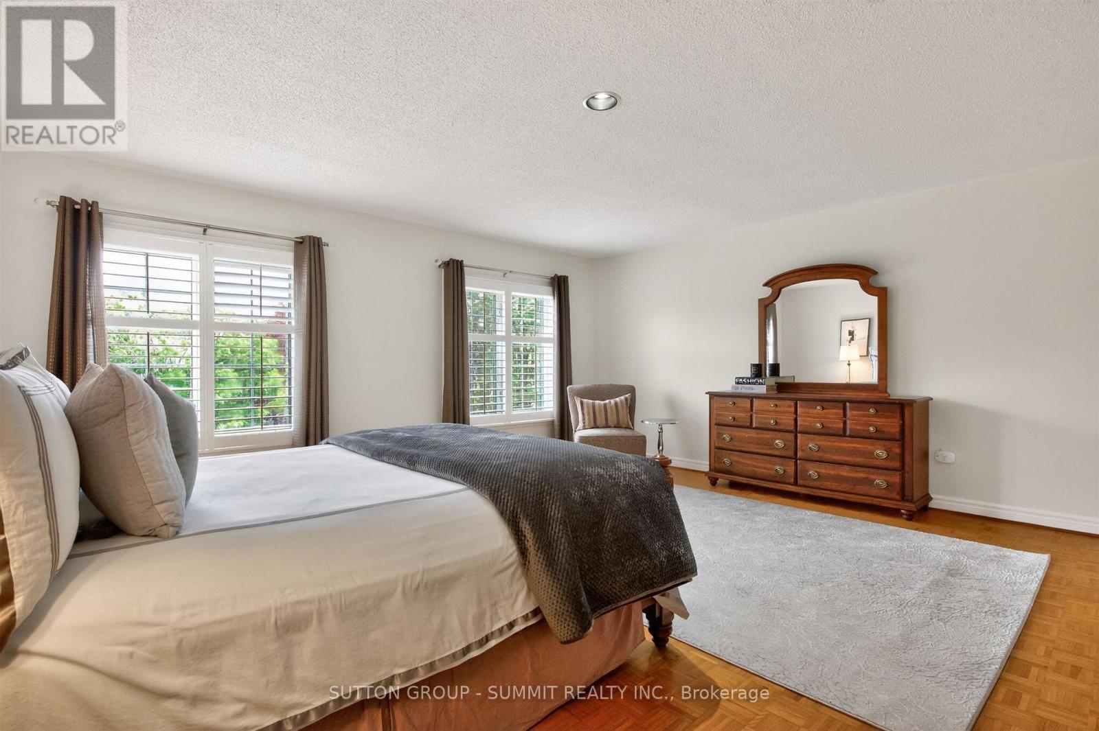 5308 Middlebury Drive, Mississauga, ON - Indoor Photo Showing Bedroom
