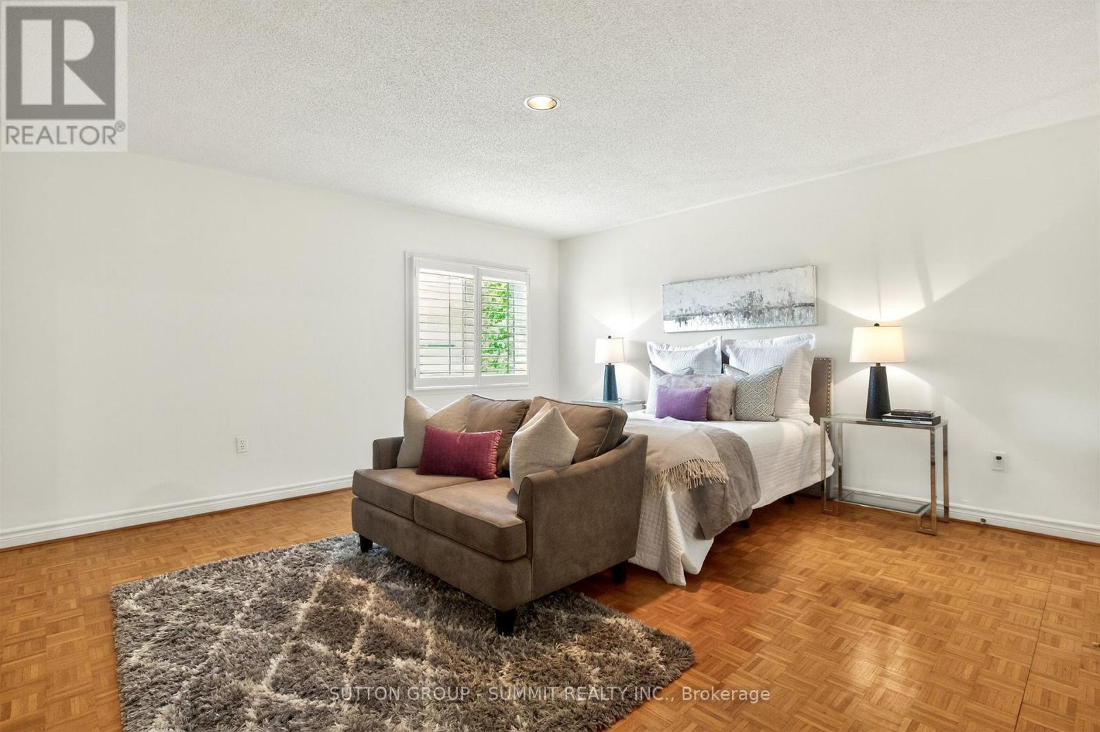 5308 Middlebury Drive, Mississauga, ON - Indoor Photo Showing Bedroom