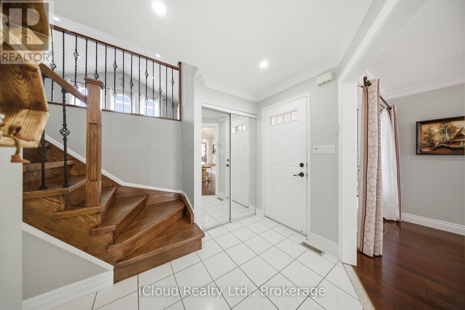 7389 Sandhurst Drive, Mississauga, ON - Indoor Photo Showing Other Room