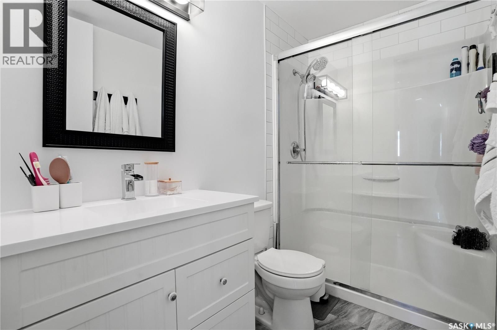 1009 Corman Crescent, Moose Jaw, SK - Indoor Photo Showing Bathroom