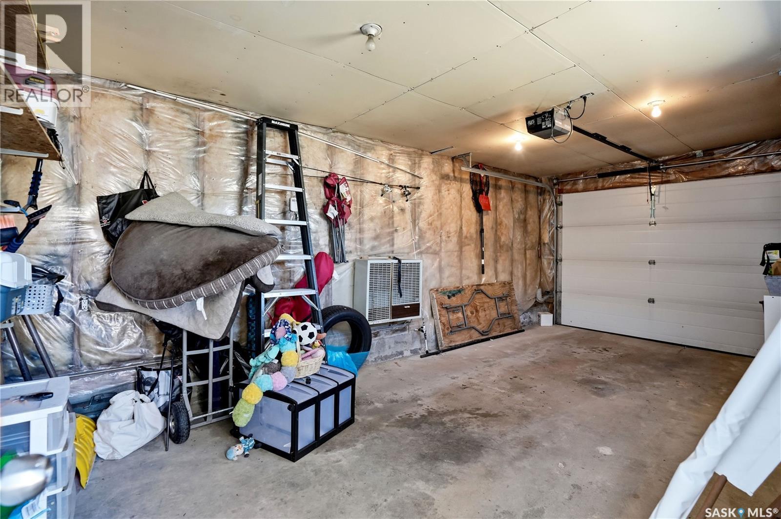 1009 Corman Crescent, Moose Jaw, SK - Indoor Photo Showing Garage