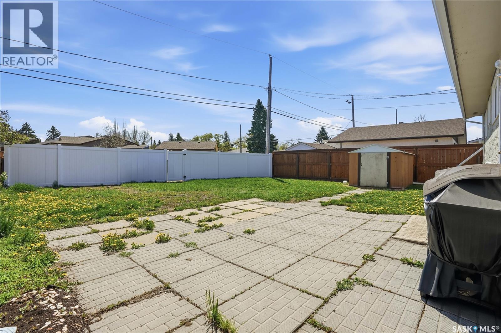 1009 Corman Crescent, Moose Jaw, SK - Outdoor
