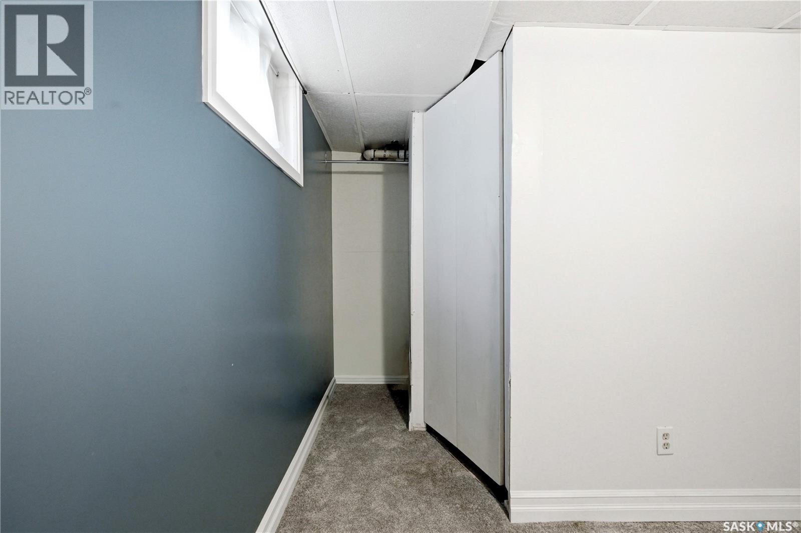 1001 Lorne Avenue, Saskatoon, SK - Indoor Photo Showing Other Room