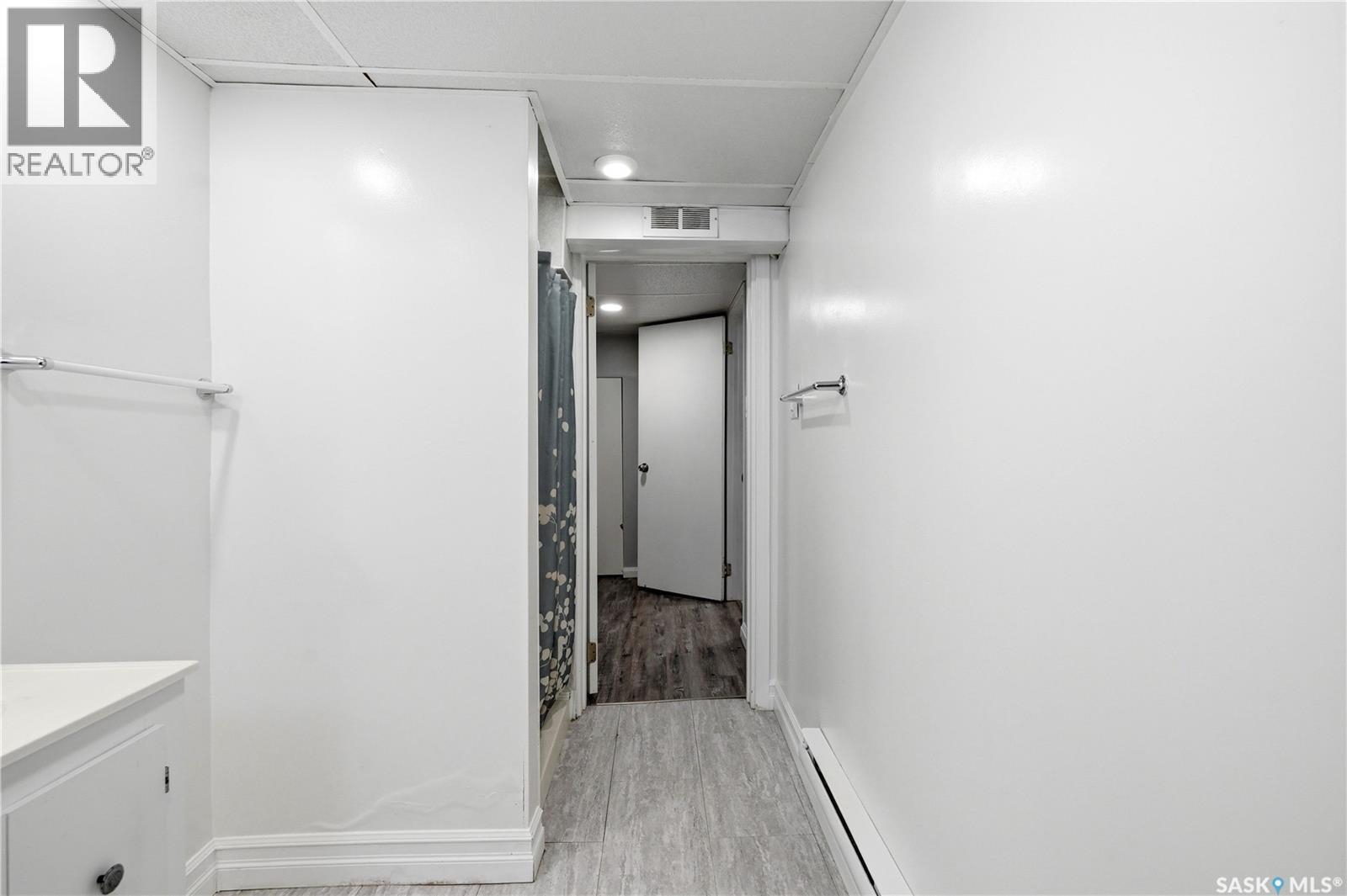 1001 Lorne Avenue, Saskatoon, SK - Indoor Photo Showing Other Room