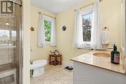 Ensuite Bathroom Upper Floor -