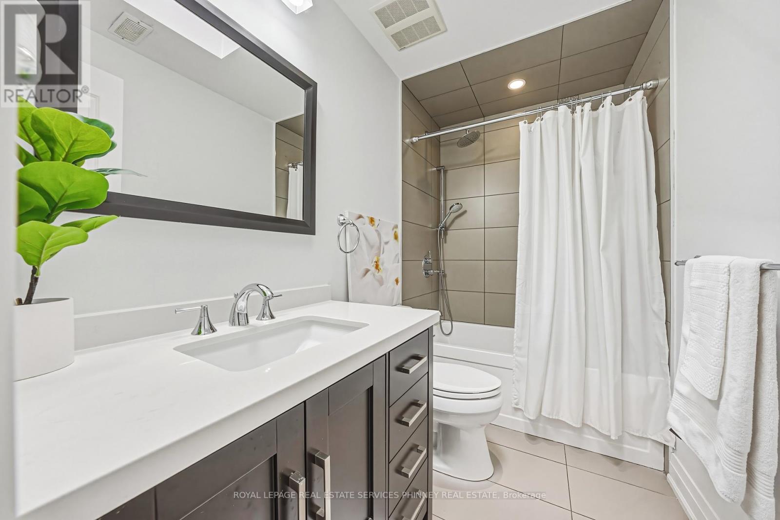 52 Joymar Drive, Mississauga, ON