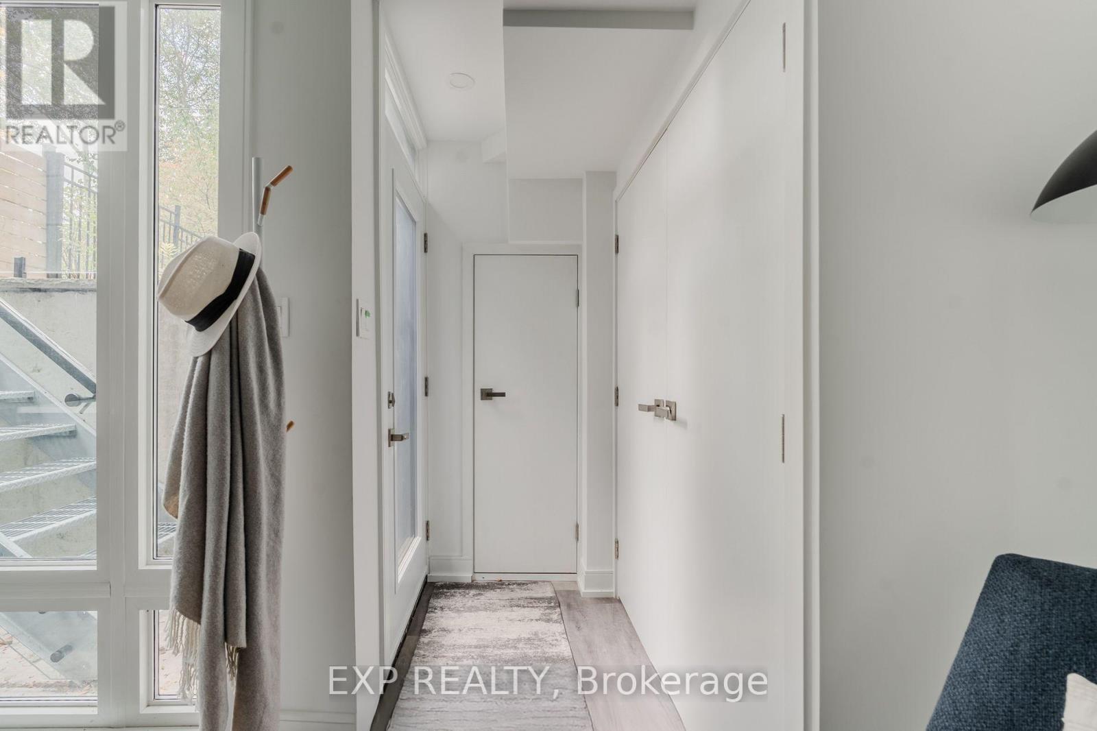 Lower - 19 Devon Road, Toronto, ON - Indoor Photo Showing Other Room