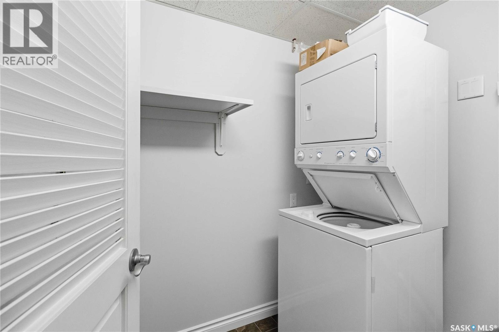 112 619 Saskatchewan Crescent W, Saskatoon, SK - Indoor Photo Showing Laundry Room