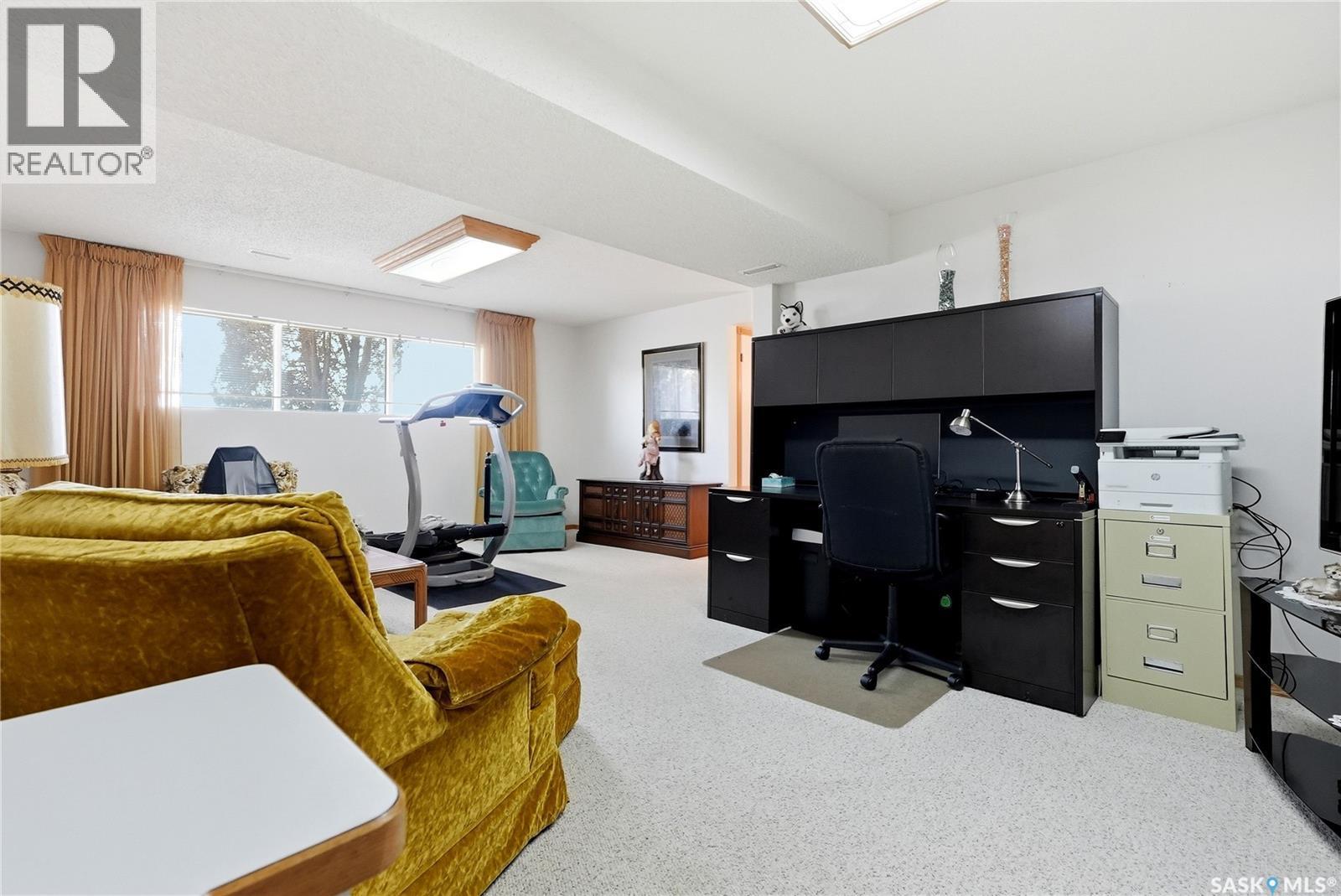 3355 Fairlight Drive, Saskatoon, SK - Indoor Photo Showing Office