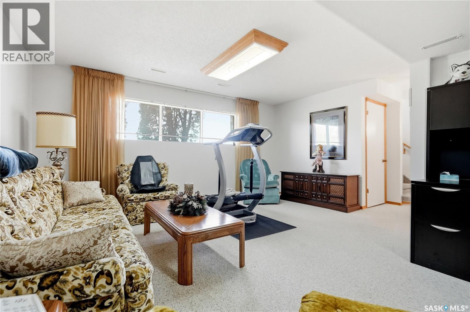 3355 Fairlight Drive, Saskatoon, SK - Indoor Photo Showing Gym Room