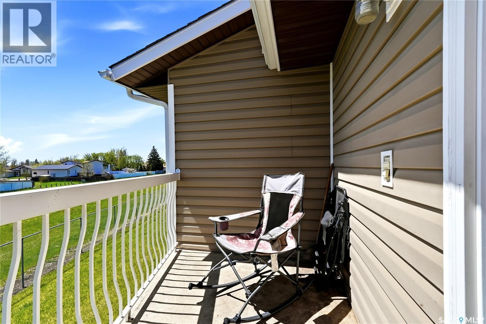 6427 Rochdale Boulevard, Regina, SK - Outdoor With Exterior