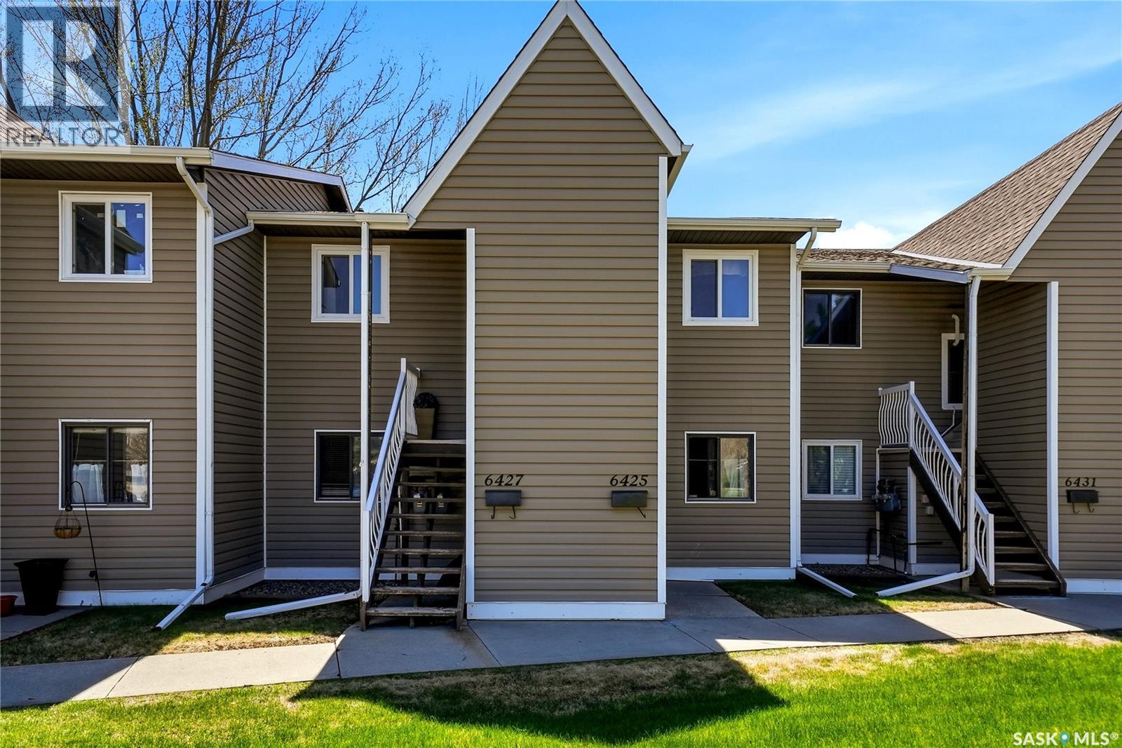 6427 Rochdale Boulevard, Regina, SK - Outdoor With Facade
