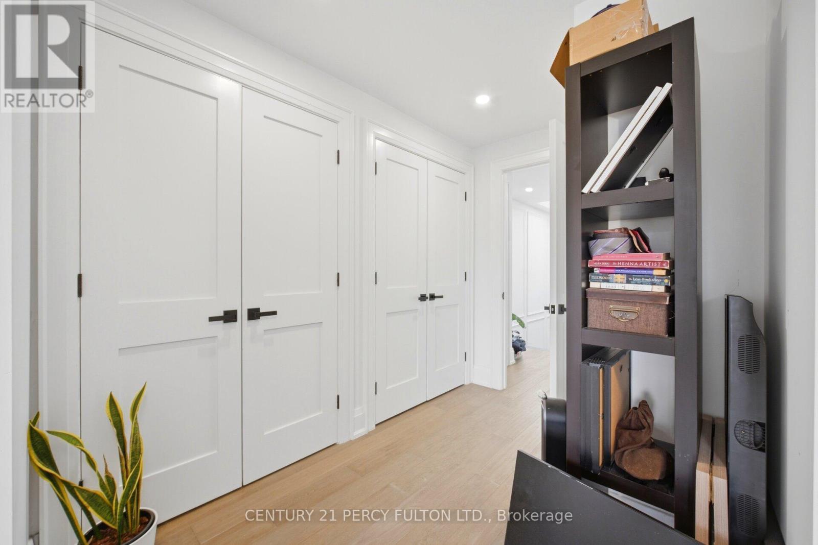 195 Danforth Road, Toronto, ON - Indoor Photo Showing Other Room
