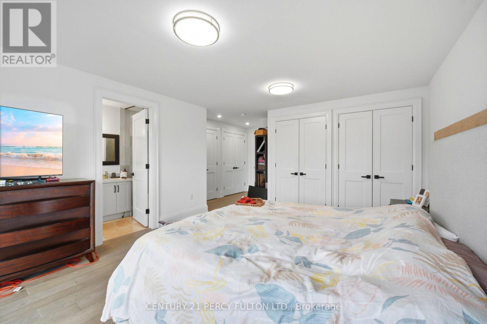 195 Danforth Road, Toronto, ON - Indoor Photo Showing Bedroom