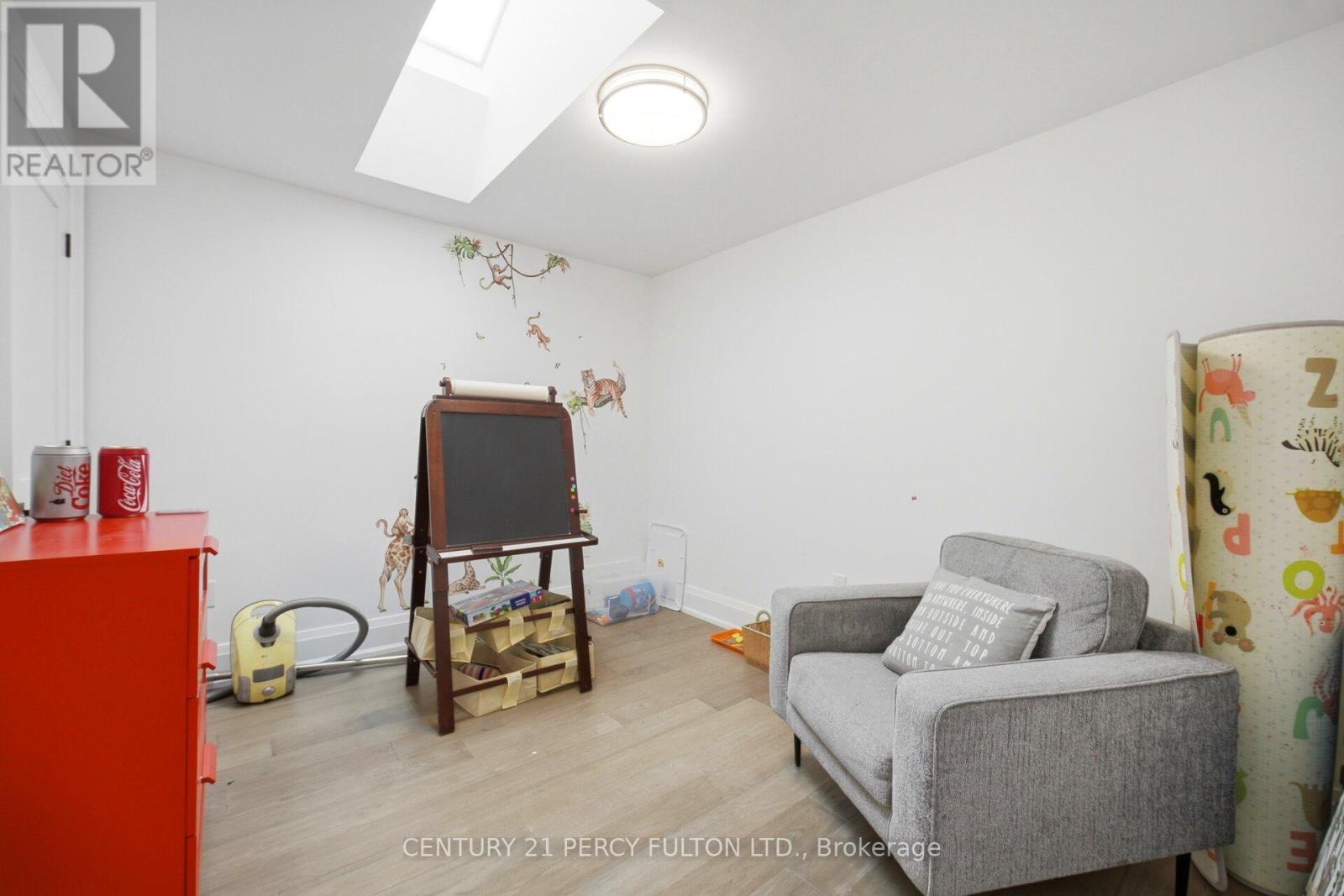 195 Danforth Road, Toronto, ON - Indoor