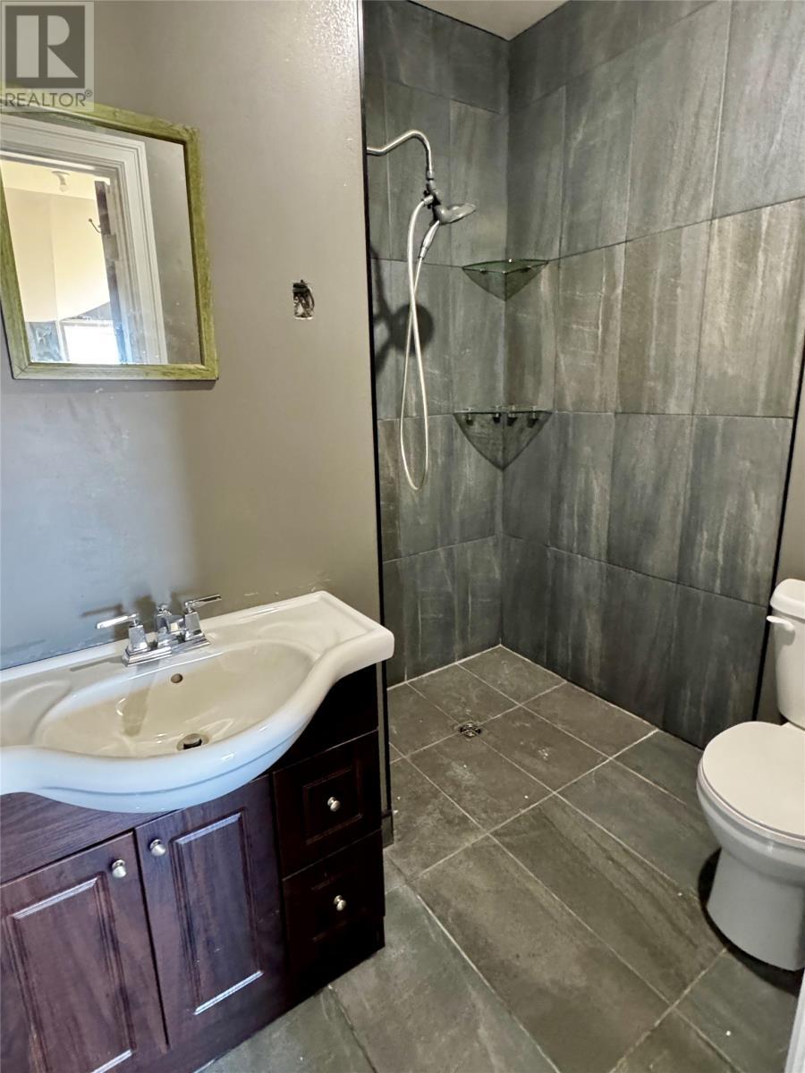 25-27 Main Street S, Rocky Harbour, NL - Indoor Photo Showing Bathroom