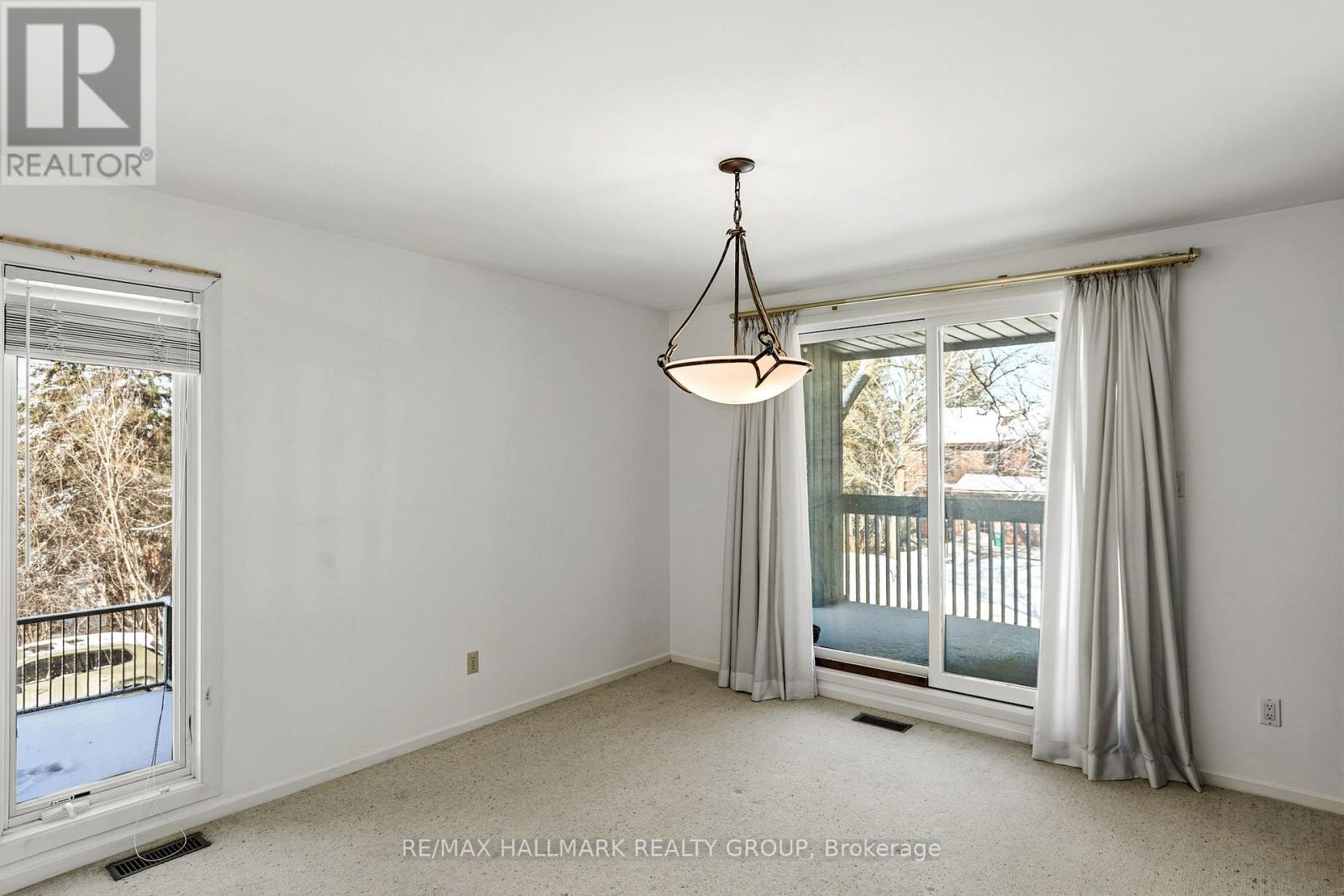 500 Foxview Place, Ottawa, ON - Indoor Photo Showing Other Room