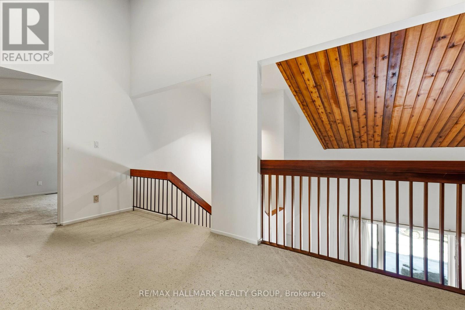 500 Foxview Place, Ottawa, ON - Indoor Photo Showing Other Room