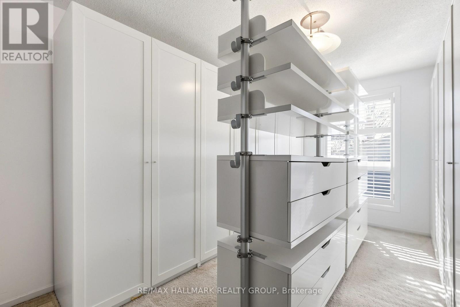 500 Foxview Place, Ottawa, ON - Indoor