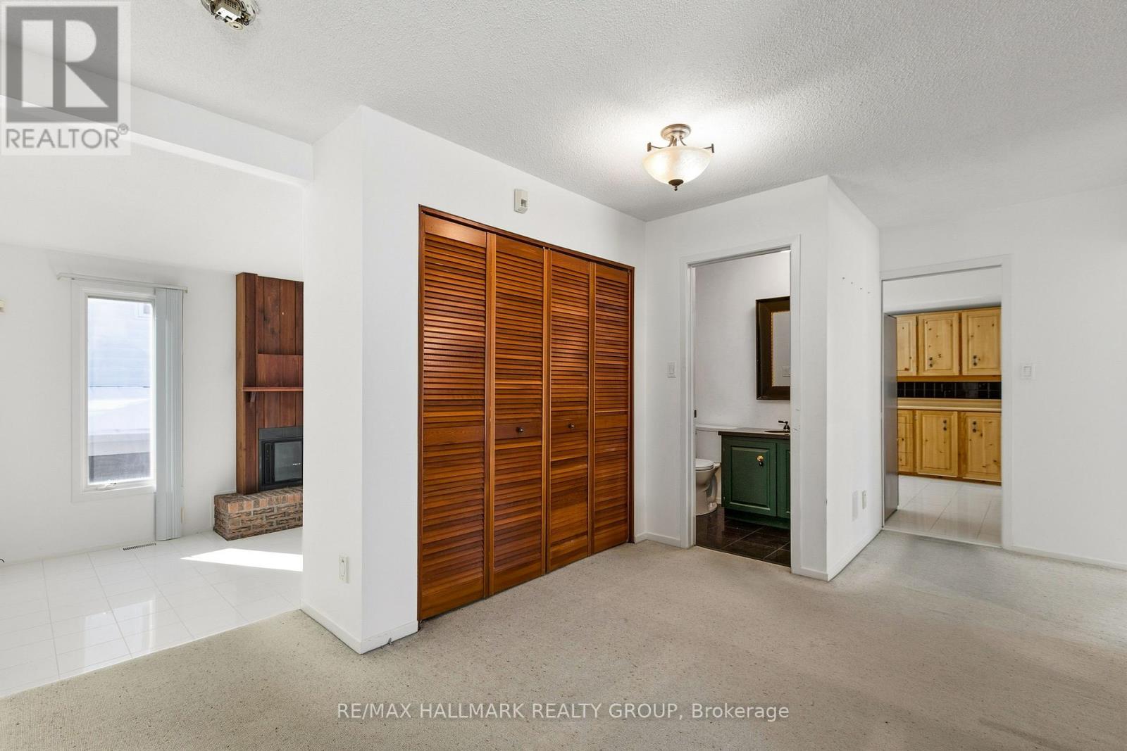 500 Foxview Place, Ottawa, ON - Indoor Photo Showing Other Room