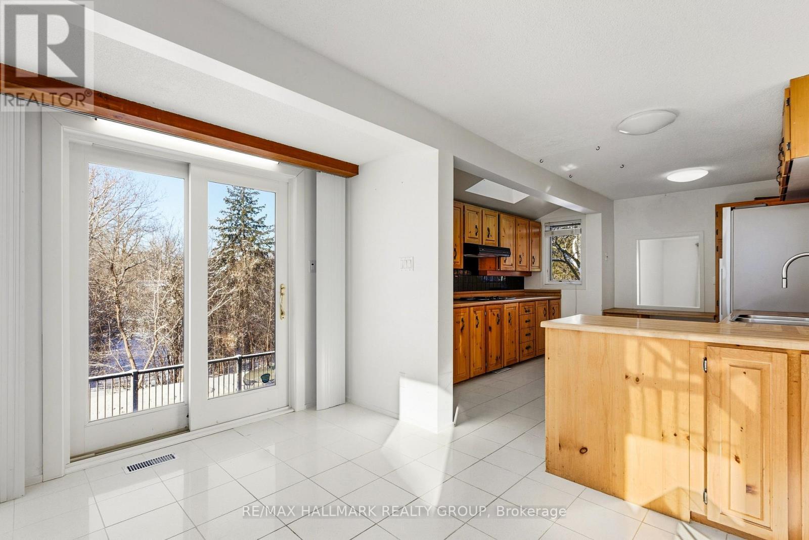 500 Foxview Place, Ottawa, ON - Indoor