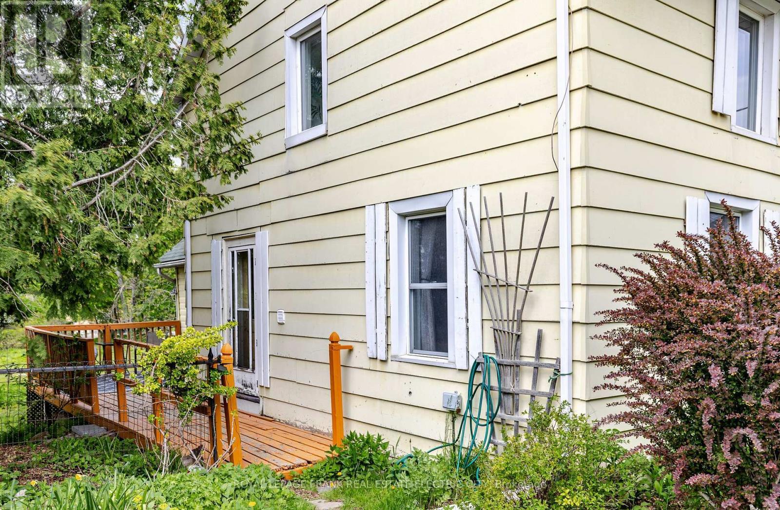 733 BETHUNE STREET - 733-735 Bethune Street N, Peterborough (Northcrest Ward 5), ON - Outdoor